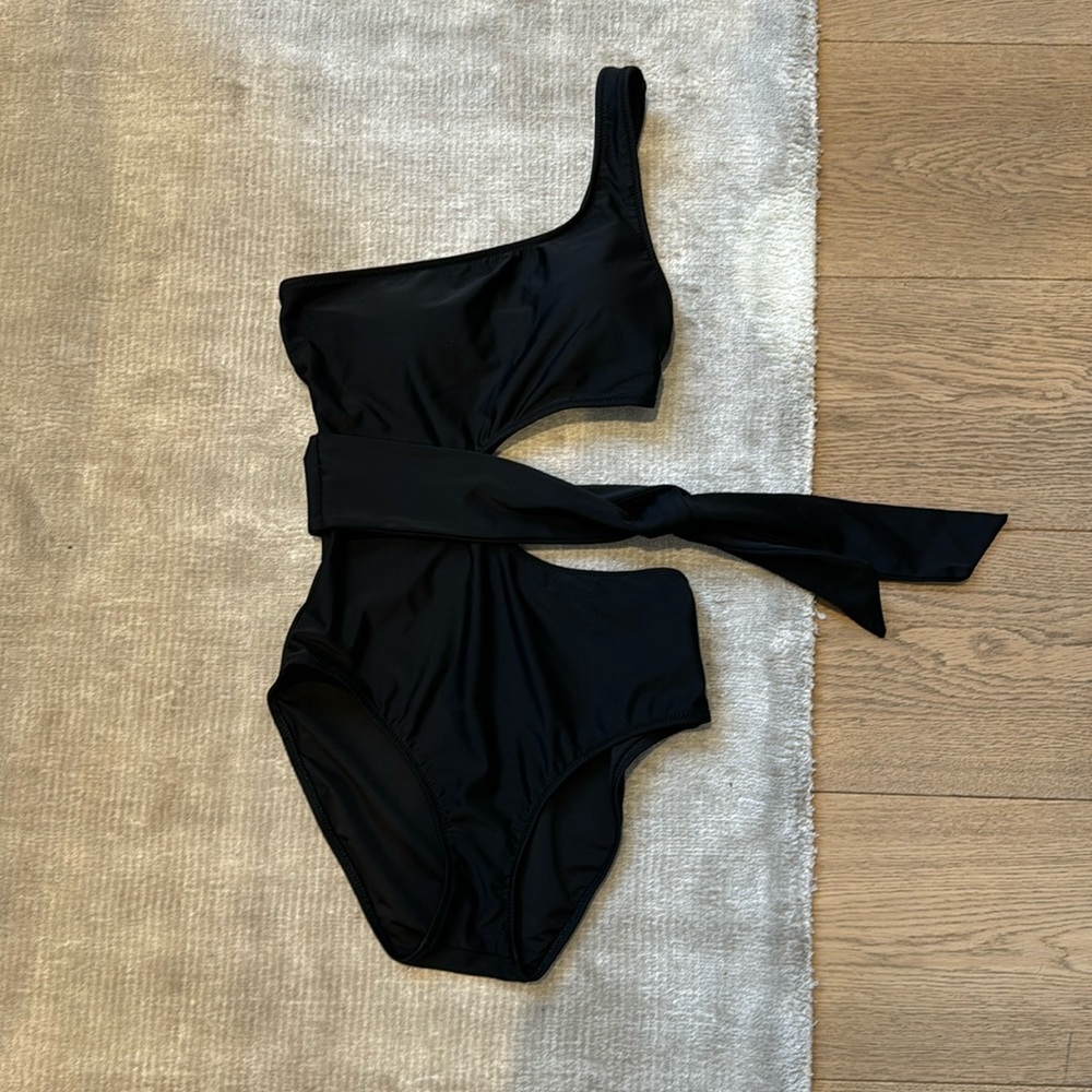 Aerie Women’s One Piece Black Swimsuit